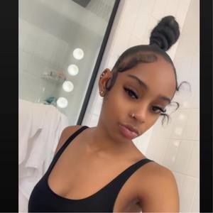 Meet your Posher, Mimi